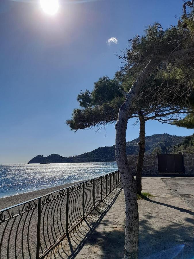 Largo Cannizzaro Apartments Маццео Екстер'єр фото