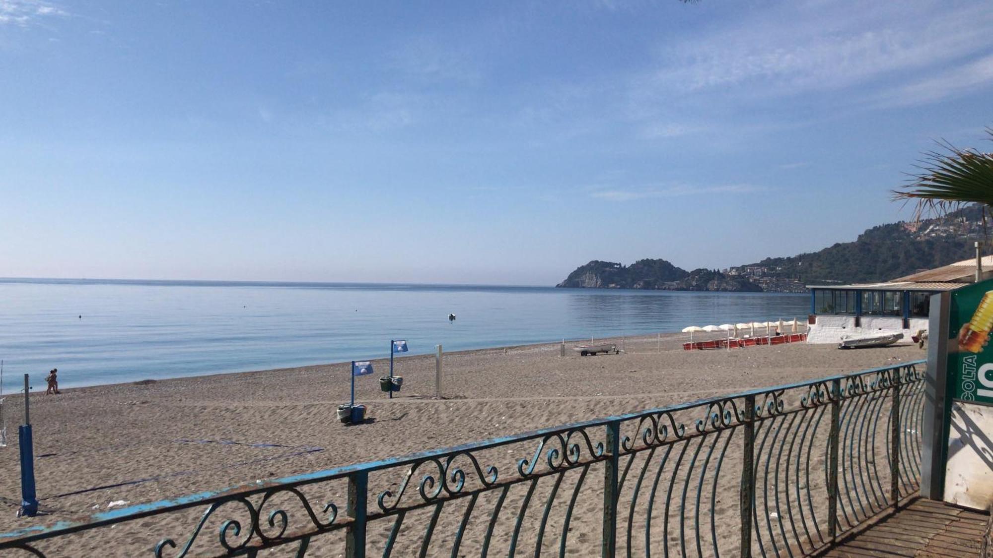 Largo Cannizzaro Apartments Маццео Екстер'єр фото