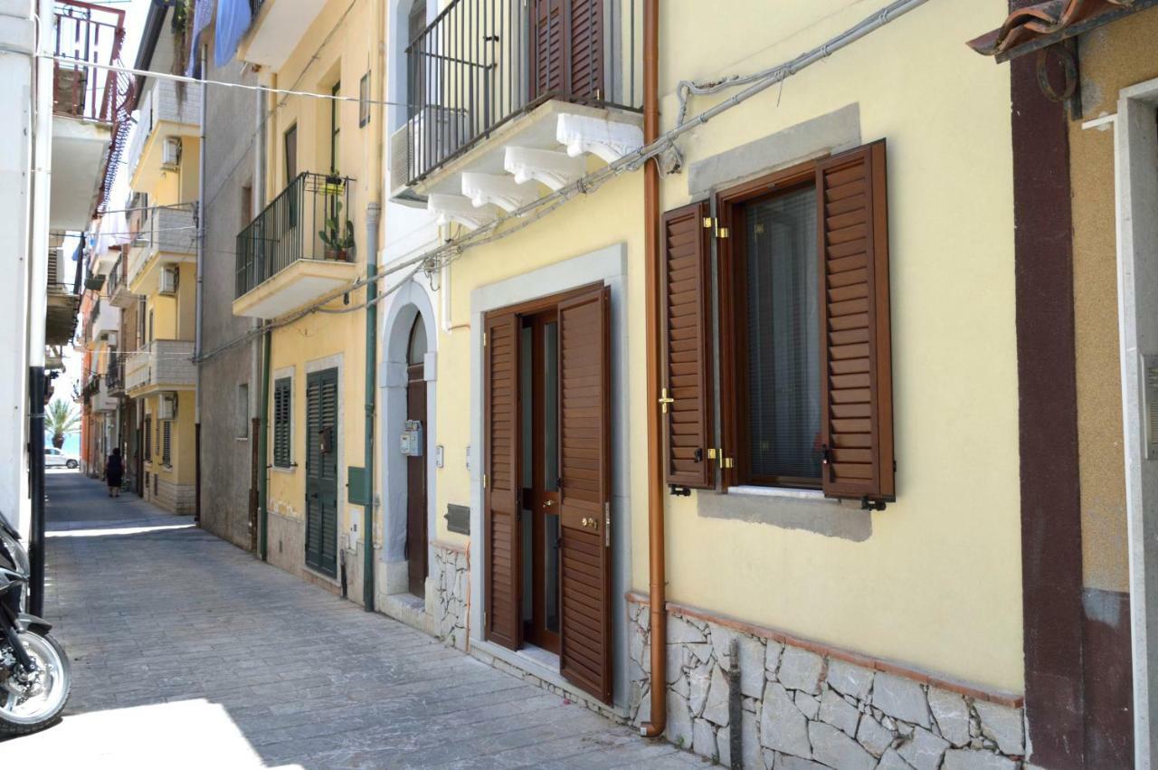 Largo Cannizzaro Apartments Маццео Екстер'єр фото