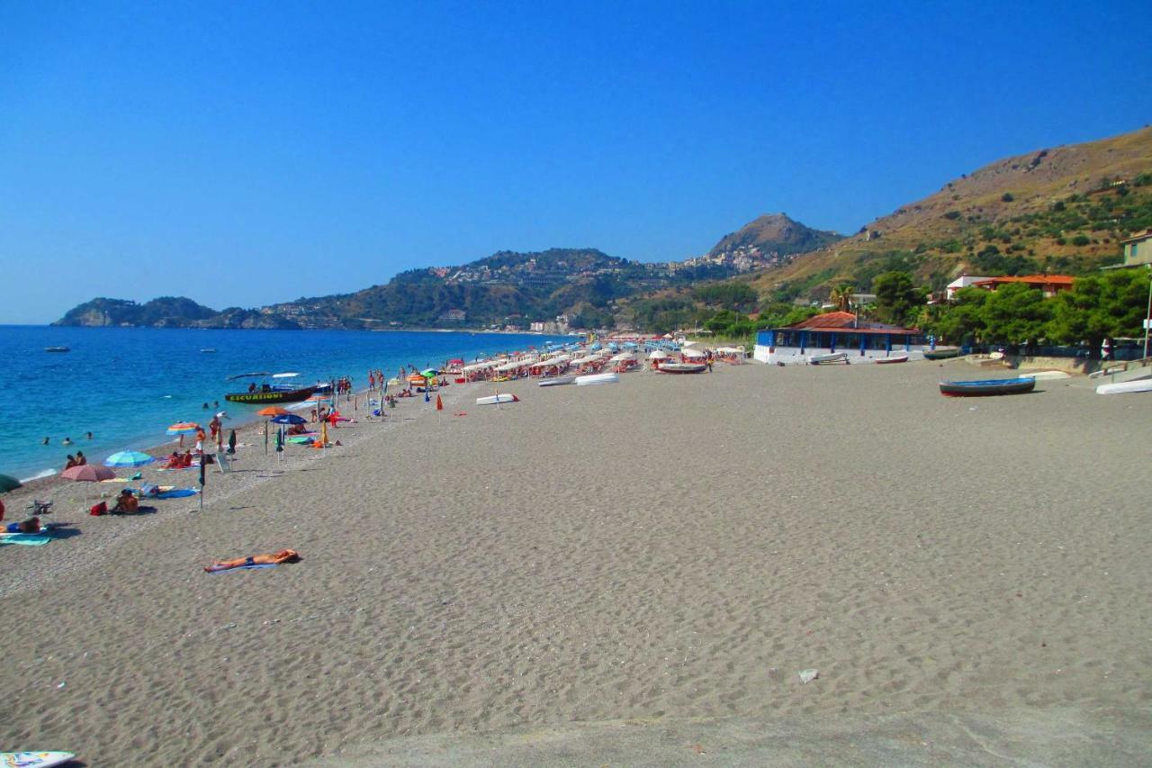 Largo Cannizzaro Apartments Маццео Екстер'єр фото