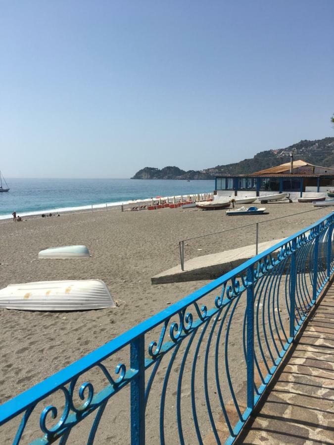 Largo Cannizzaro Apartments Маццео Екстер'єр фото
